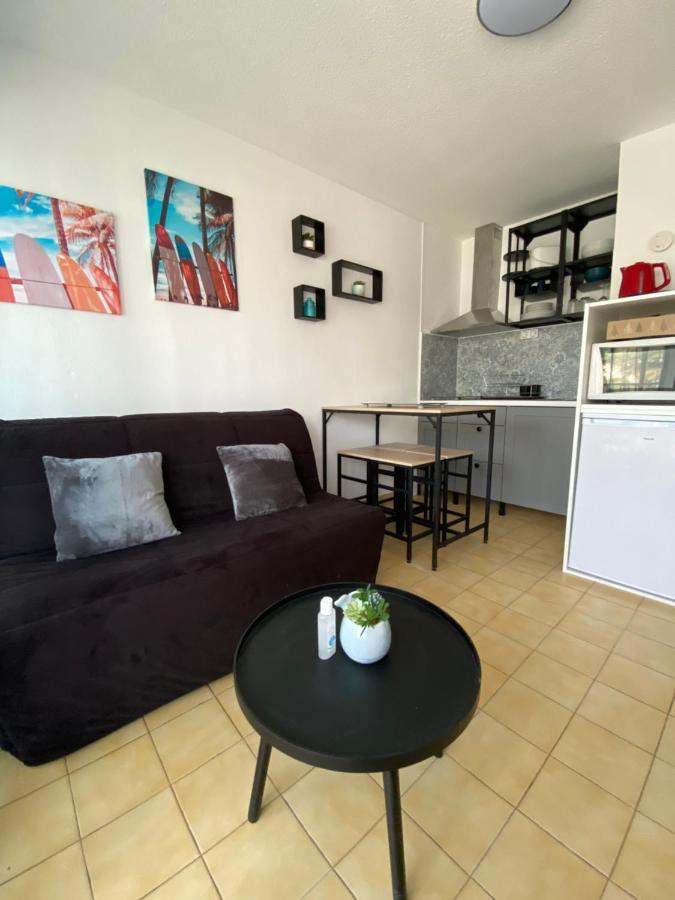 Petit T2 Proche De La Plage Сет Экстерьер фото